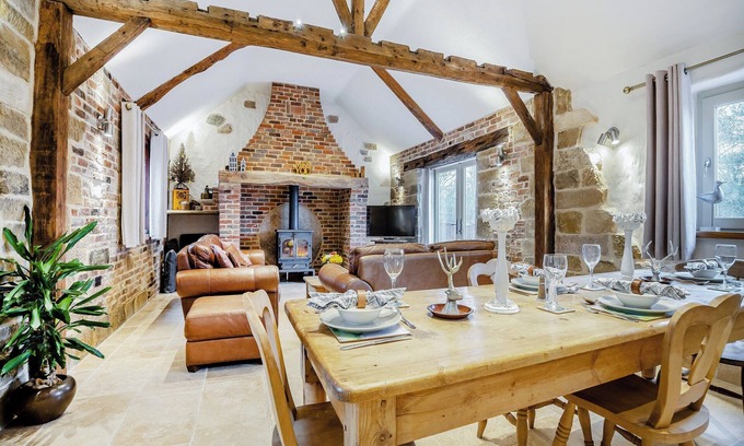 Alford Cottage | 1 bedroom accommodation in Sloothby, near Alford