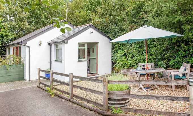 Bideford Cottage | 1 bedroom accommodation in Parkham Ash, near Bideford