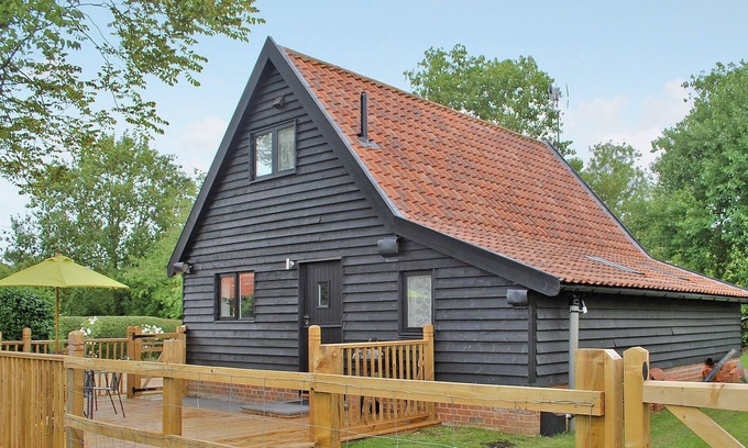 Witnesham Cottage | 1 bedroom accommodation in Witnesham, near Ipswich