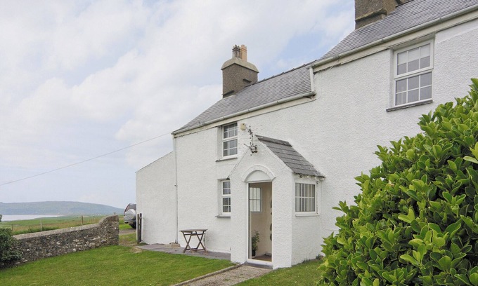 Mynytho Cottage | 1 bedroom accommodation in Cilan, near Abersoch