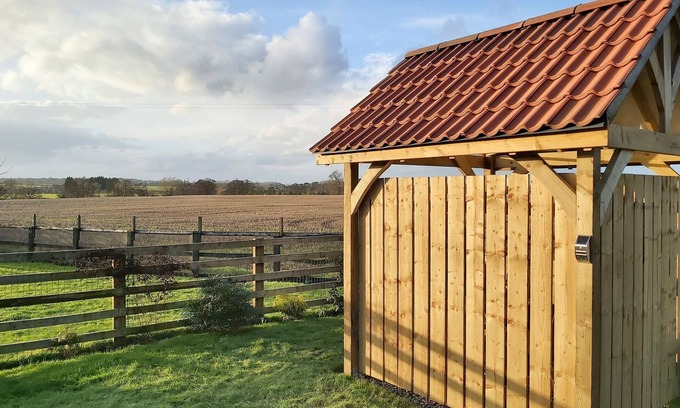 North Kilvington Cottage | 1 bedroom accommodation in North Kilvington, near Thirsk