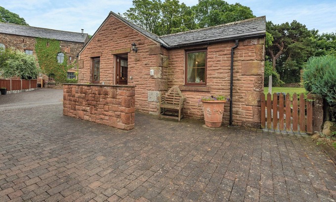 Parsonby Cottage | 1 bedroom accommodation in Arkleby, near Cockermouth