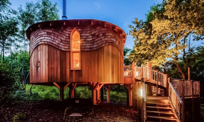 Ryde Ski Chalet | 1 bedroom accommodation in Wootton Bridge, Nr Cowes