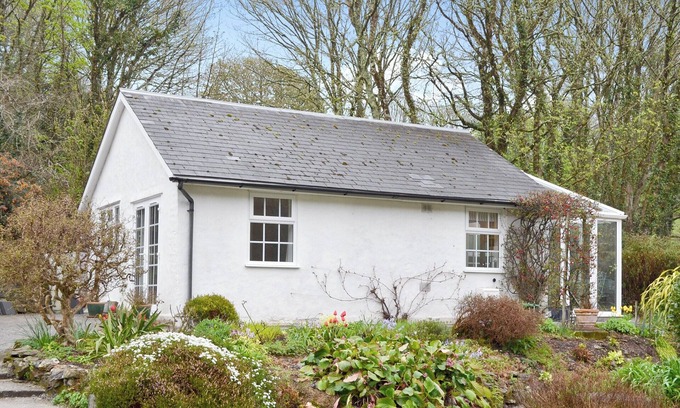 Truro Cottage | 1 bedroom accommodation in Twelveheads Truro, near Redruth