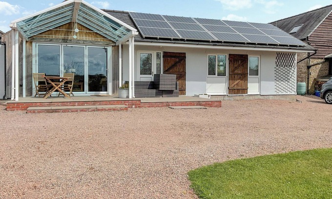 Gwehelog Cottage | 1 bedroom accommodation in Usk