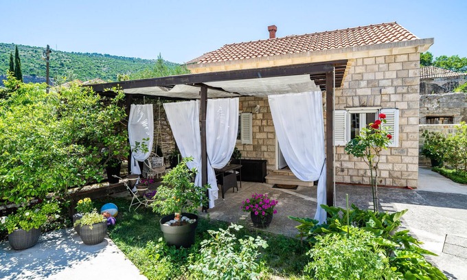 Komolac House | 1 bedroom amazing home in Komolac