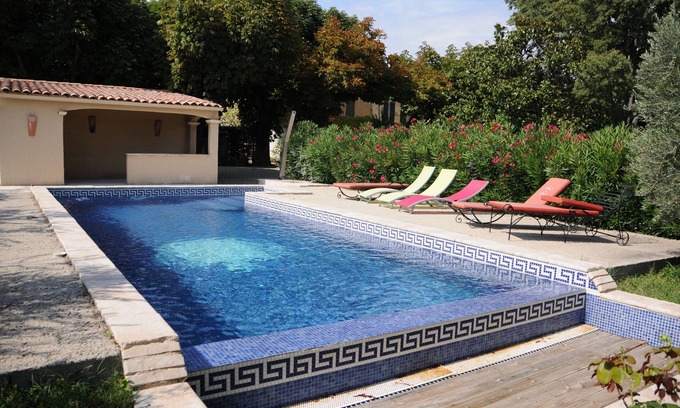 Eyguieres Apartment | 1 Bedroom Apartment in EyguiÃ¨res