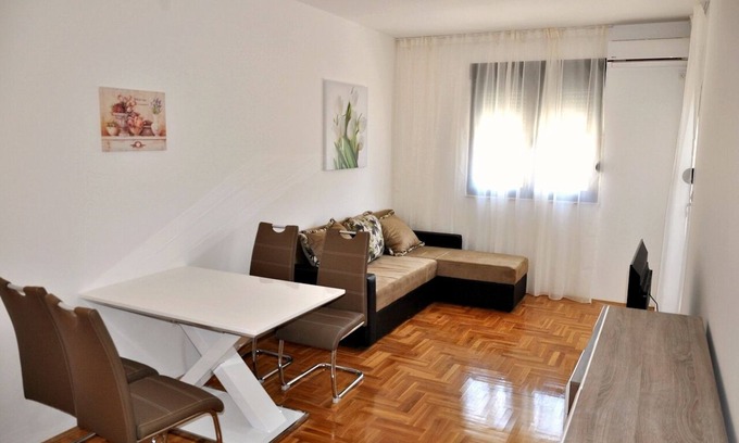 Podmaine Apartment | 1-bedroom apartment "Podmaine 22"