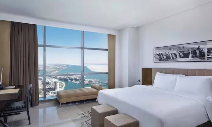 Abu Dhabi Apartment | 1 Bedroom Apartment Sea View Near BinSina Pharmacy