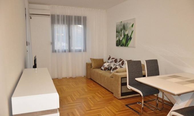 Podmaine Apartment | 1-bedroom apartment with a seaview "Podmaine 65"