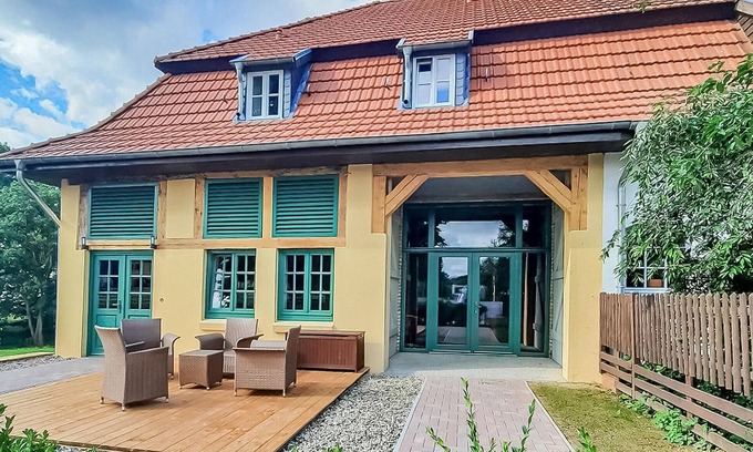 Bruel Apartment | 1 bedroom awesome apartment in Kuhlen