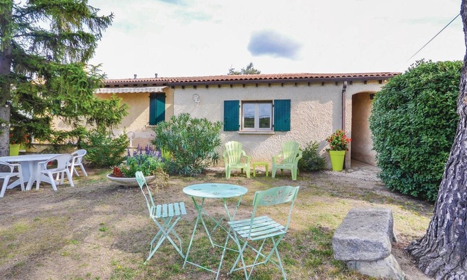 Visan House | 1 bedroom awesome home in Visan