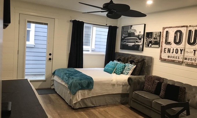Highlands House | 1 Bedroom BEAR MOUNTAIN RAINFOREST GUEST SUITE