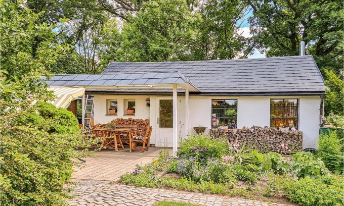 Tharandt House | 1 Bedroom Beautiful Home In Tharandt