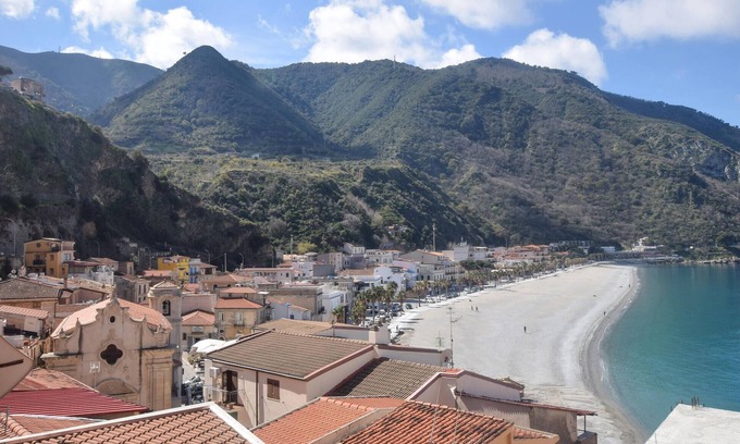 Scilla House | 1 bedroom beautiful home in Scilla