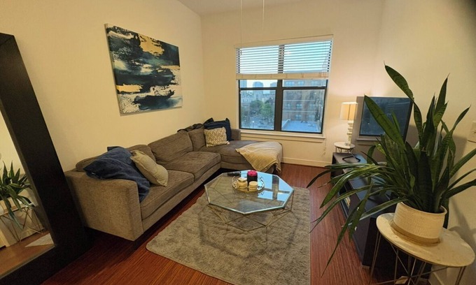 Cityplace Apartment | 1-bedroom boutique apartment in charming Dallas w free parking & WiFi.