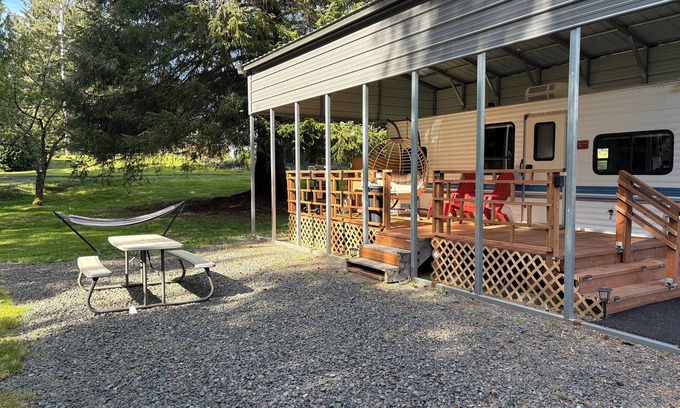 Forks House | 1-bedroom camper trailer minutes from Olympic Peninsula
