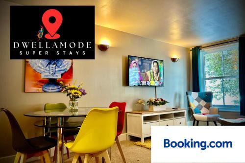 Canterbury Apartment | 1 Bedroom City Walls Apartment - Contractors, Crew, Family