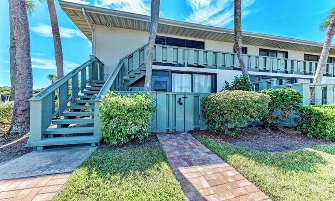 Holmes Beach Condo | 1-bedroom condo just a short walk to Anna Maria Beach