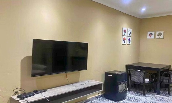 Germiston Cottage | 1 bedroom cottage for twp