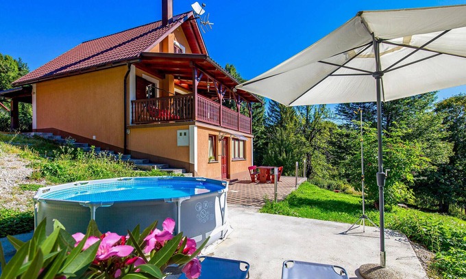 Mrzla Vodica Apartment | 1 bedroom cozy apartment in Lokve