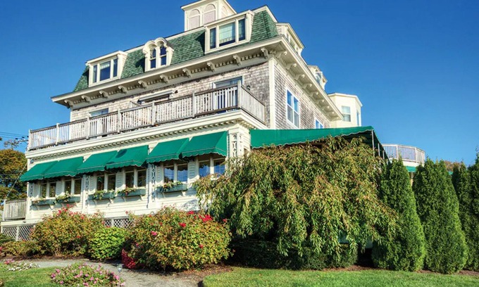 Jamestown Condo | 1 Bedroom Deluxe Condo at Newport Bay Voyage Inn Resort!