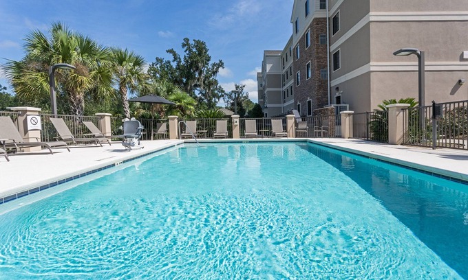 Tallahassee Condo | 1 Bedroom | Free Breakfast + 24h Business Center