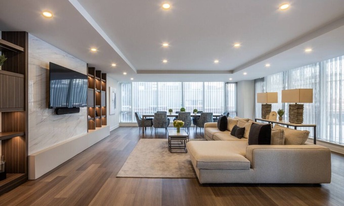Byward Market - Parliament Hill Condo | 1-bedroom fully-furnished short term rental | The Met Furnished Suites