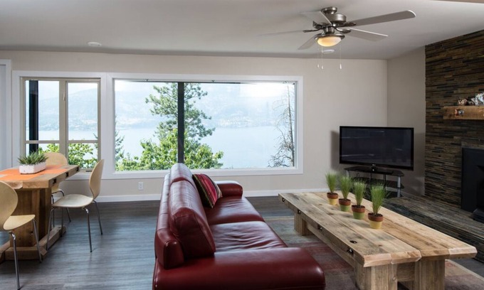 Central Okanagan House | 1 Bedroom Furnished Suite - w/SPECTACULAR LAKE VIEW and Kayaks