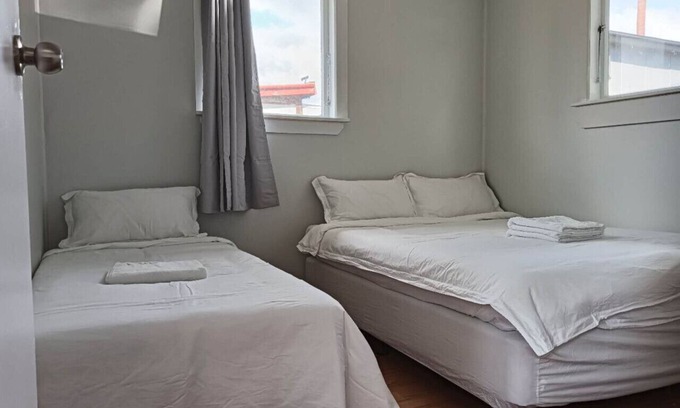 Owhata House | 1 Bedroom Garden Chalet at 638B Te Ngae