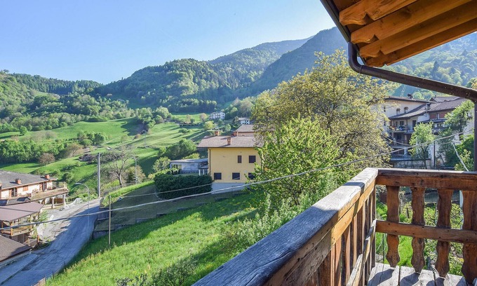 Tavernole sul Mella House | 1 bedroom gorgeous home in Pezzoro