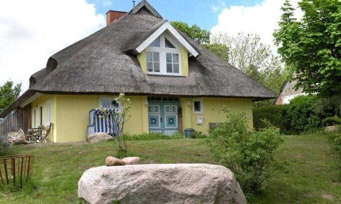 Garz/Rugen House | 1-bedroom holiday home