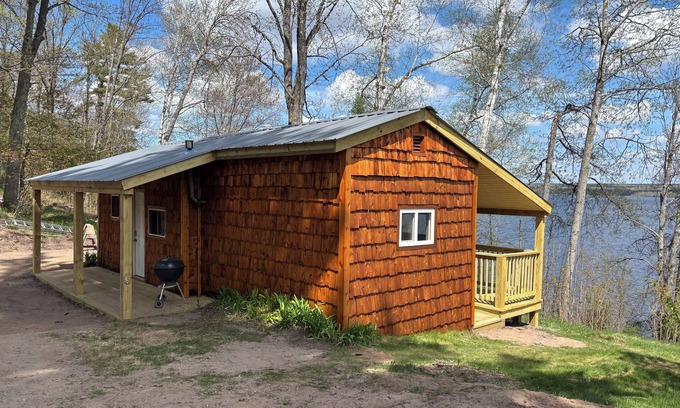 Au Train Cabin | 1 bedroom lake front property. Pet friendly.