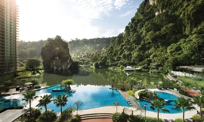 Ulu Kinta Apartment | 1 Bedroom Lakeview Suite #1