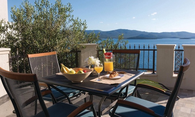 Komarna Apartment | 1 bedroom lovely apartment in Komarna