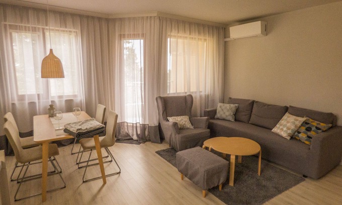 Trakata Apartment | 1-bedroom luxurious FLAT- 4 People-Private Complex #12