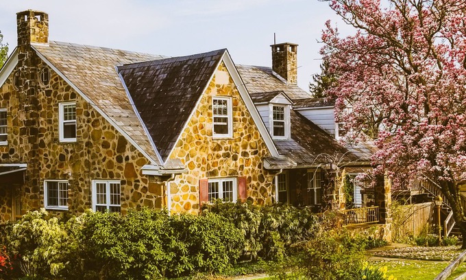 Limekiln Apartment | 1-bedroom Luxury apartment just 10 minutes drive to Santander Arena