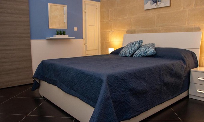 Hamrun House | 1 bedroom maisonette, St Paul's Bay 139 triq aristarku