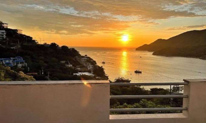 Taganga House | 1-bedroom penthouse with terrace