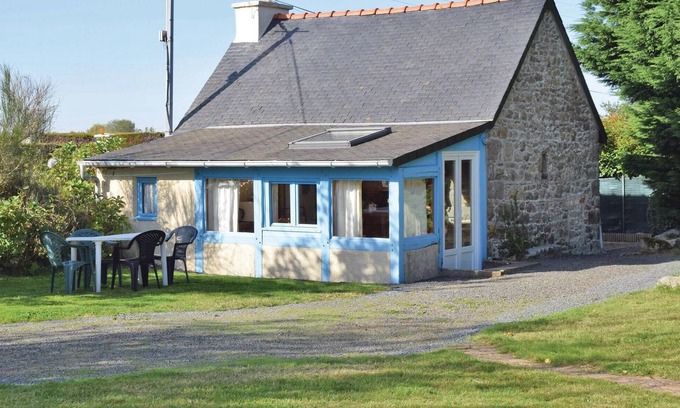 Pleubian House | 1 bedroom pet friendly home in Pleubian