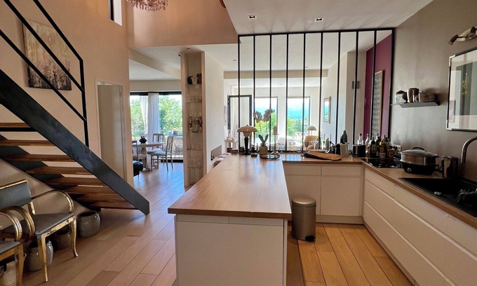 Goult House | 1 Bedroom Private vacation home in Goult