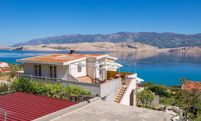 Bosana Apartment | 1 bedroom stunning apartment in Bosana