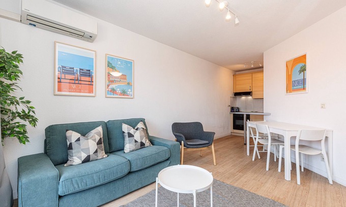 Riquier Apartment | 1 Bedroom - Terrace - Parking