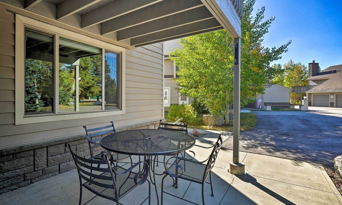 Grand Lake Condo | 1 Block to Waterfront: Grand Lake Condo w/Balcony