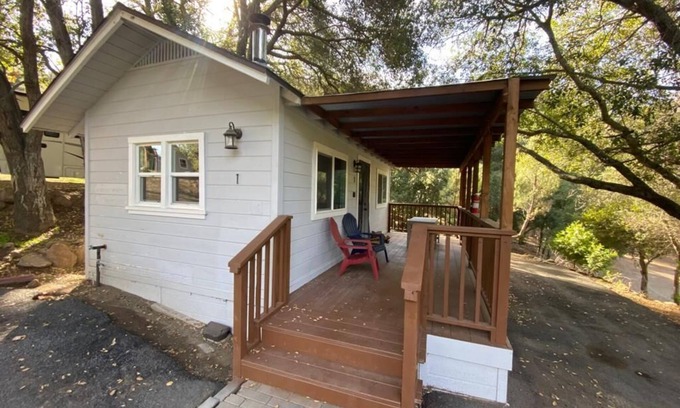 Pauma Valley Cabin | # 1. Bluebird's Nest - Studio Cabin W/Fireplace