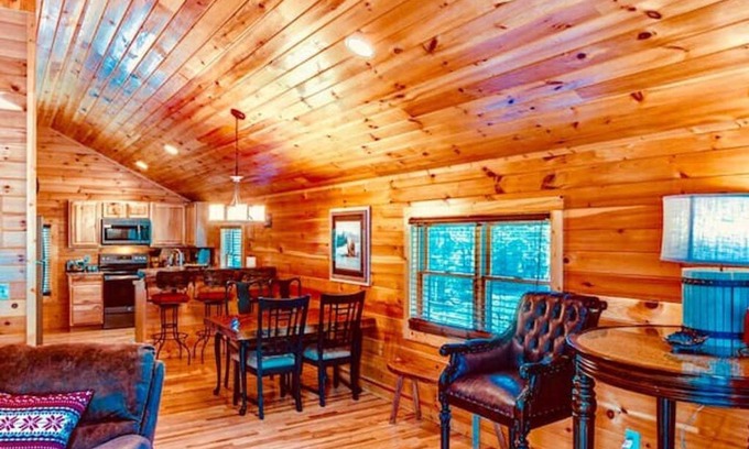Banner Elk House | 1 BR Cabin at Lodges at Eagles Nest - Gated Community