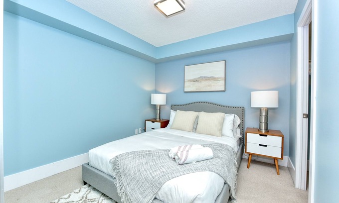 Toronto Entertainment District Condo | 1 BR Condo in Entertainment Dist
