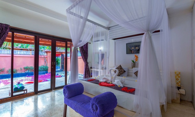 By Pass Ngurah Rai Kuta Villa | 1 BR private pool Villa in kuta near the beach
