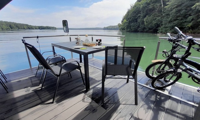 Rheinsberg Boat Rental | 1-Class comfort houseboat "Kairos" in the most beautiful nature