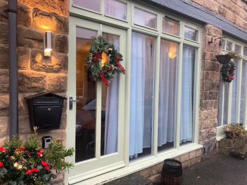 Matlock Bath Apartment | 1 Coach House Mews - Matlock Bath